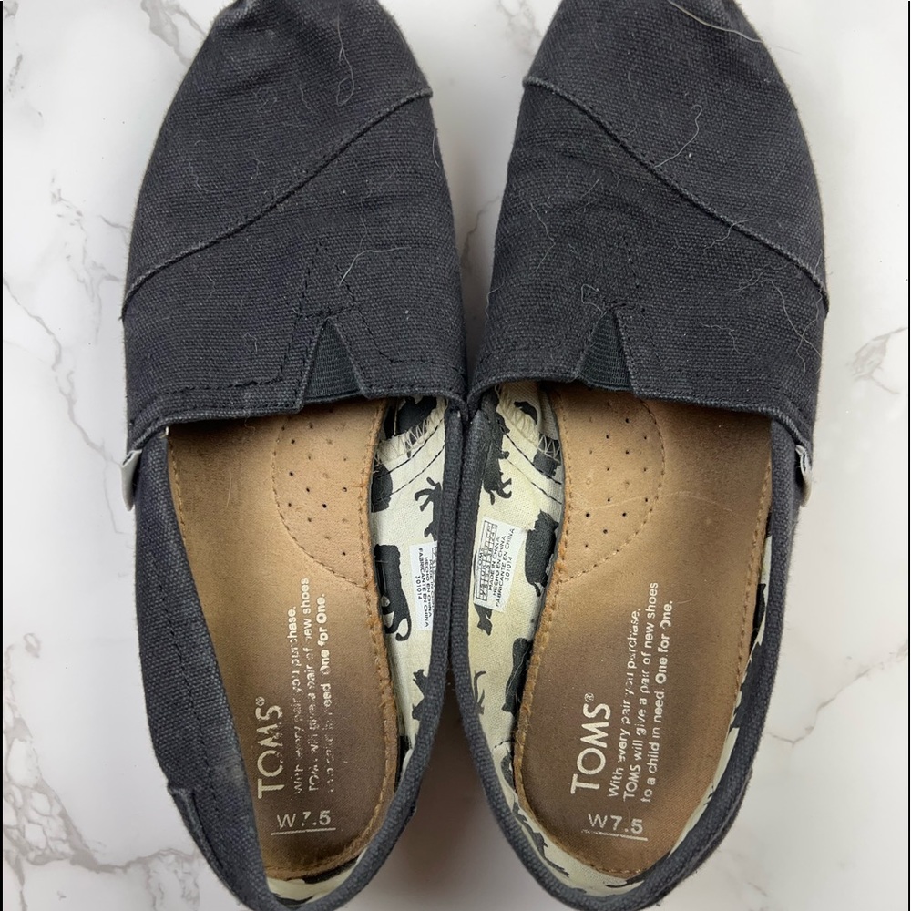 Black Toms size 7.5